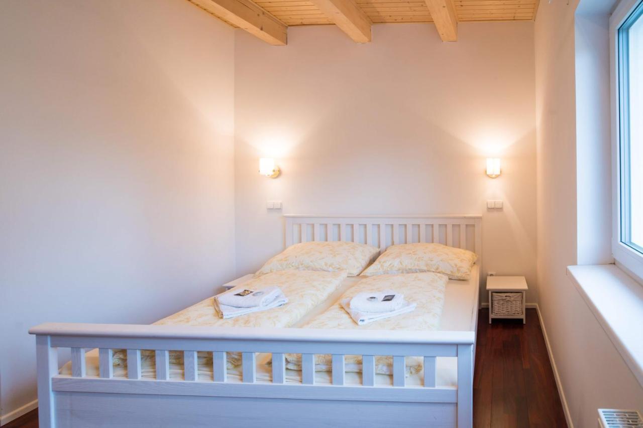 Apartmany Habanska, Cely Dum Pouzdrany Exterior foto