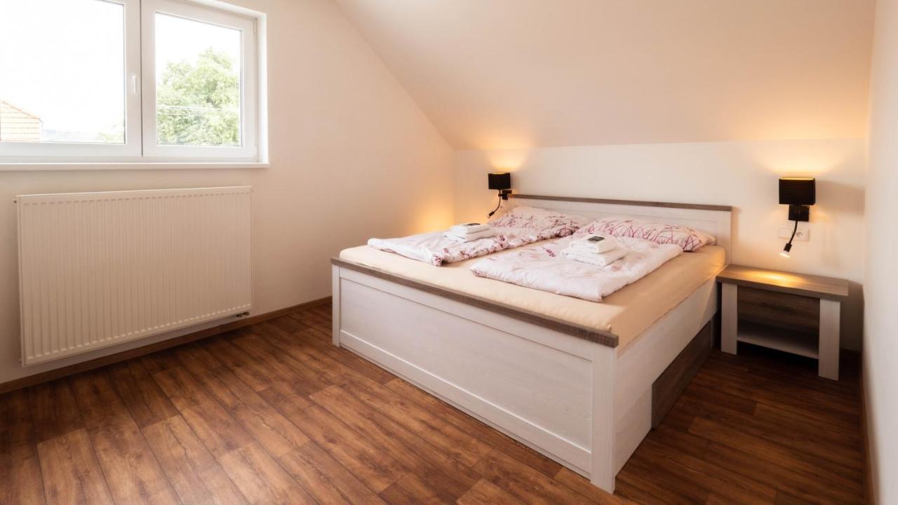Apartmany Habanska, Cely Dum Pouzdrany Exterior foto